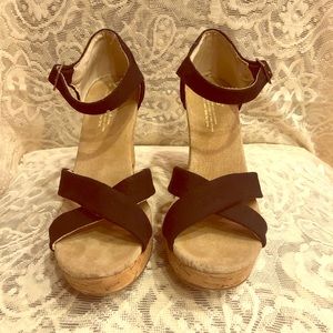 Toms Wedge Sandal